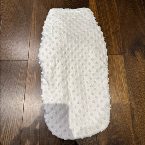 Baby Sleep Nest NWOT - Picture 4 of 4